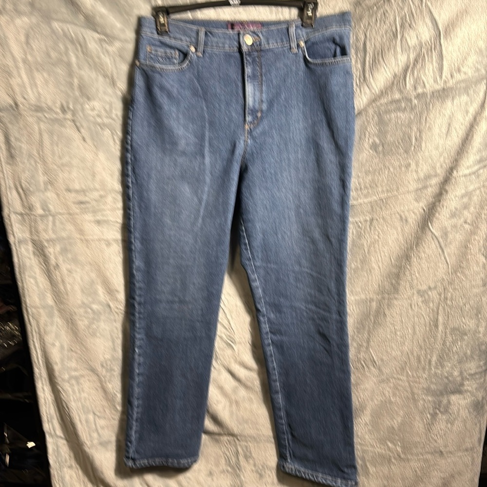 Women’s jeans light plus size 18 Gloria Vanderbilt high waist straight Amanda‎